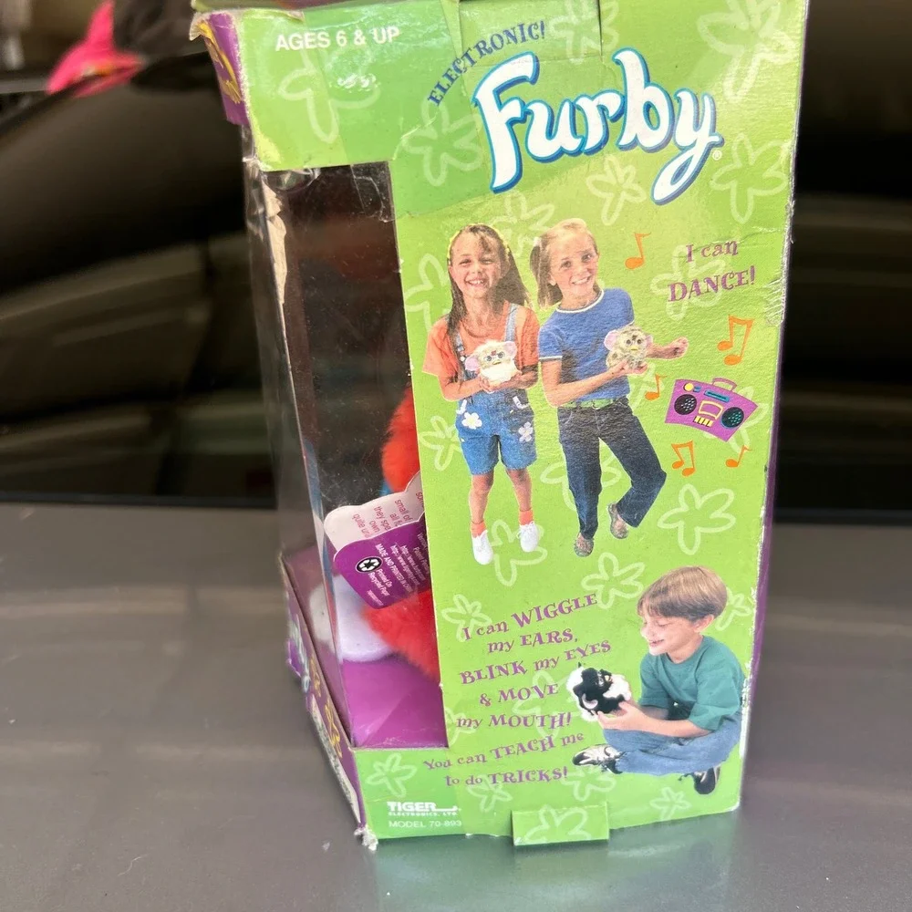 1999 Tiger Electronics Statue of Liberty Limited Ed Furby Model 70-893 KB Toys